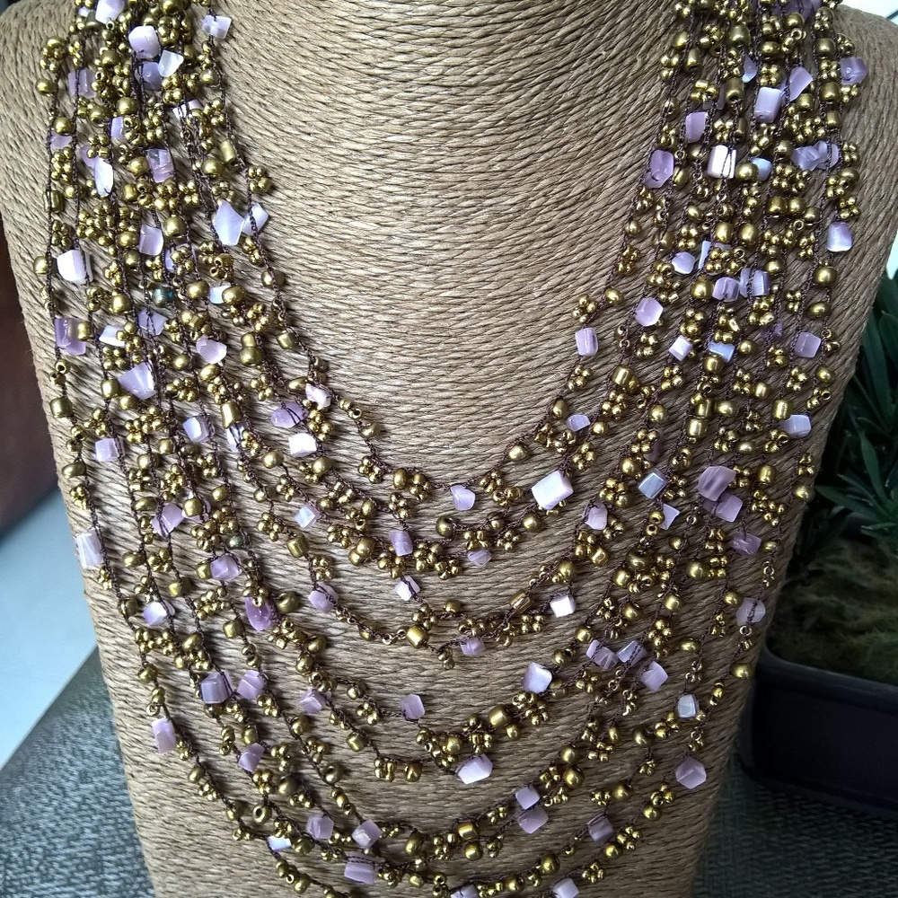 ARTISANAL HANDMADE NECKLACE AMETHYST CHIPS